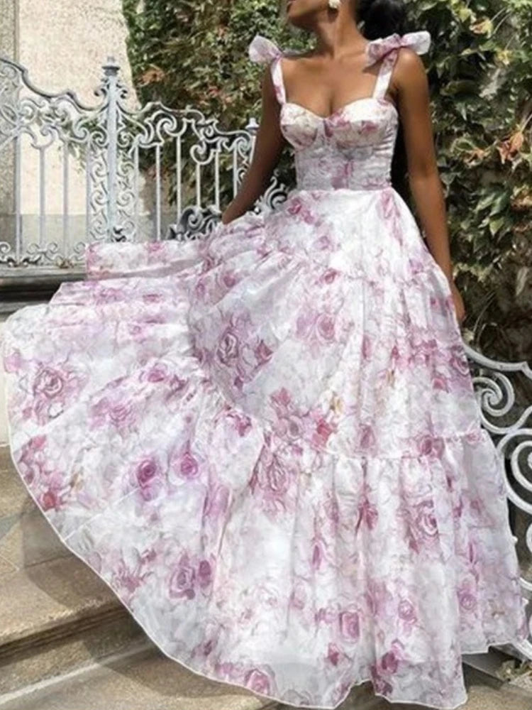 Elegante vestido largo con estampado floral