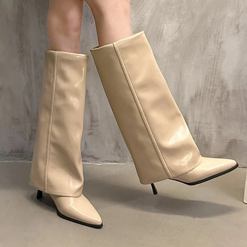 Botas altas de piel con tacón grueso
