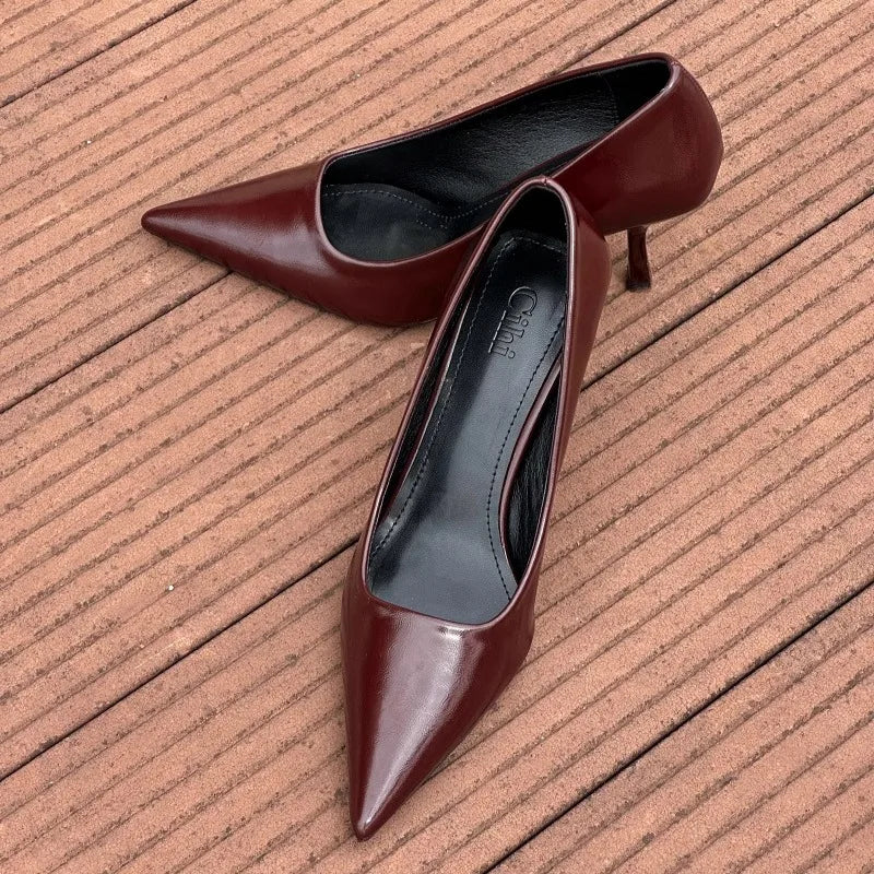 Sandalias clásicas de tacón con punta