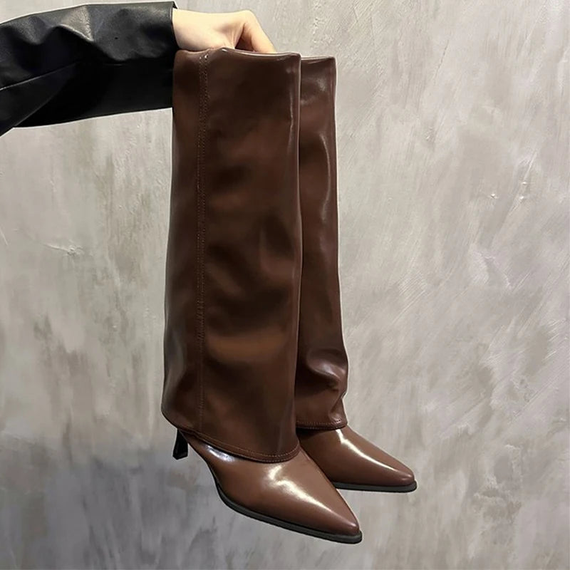 Botas altas de piel con tacón grueso
