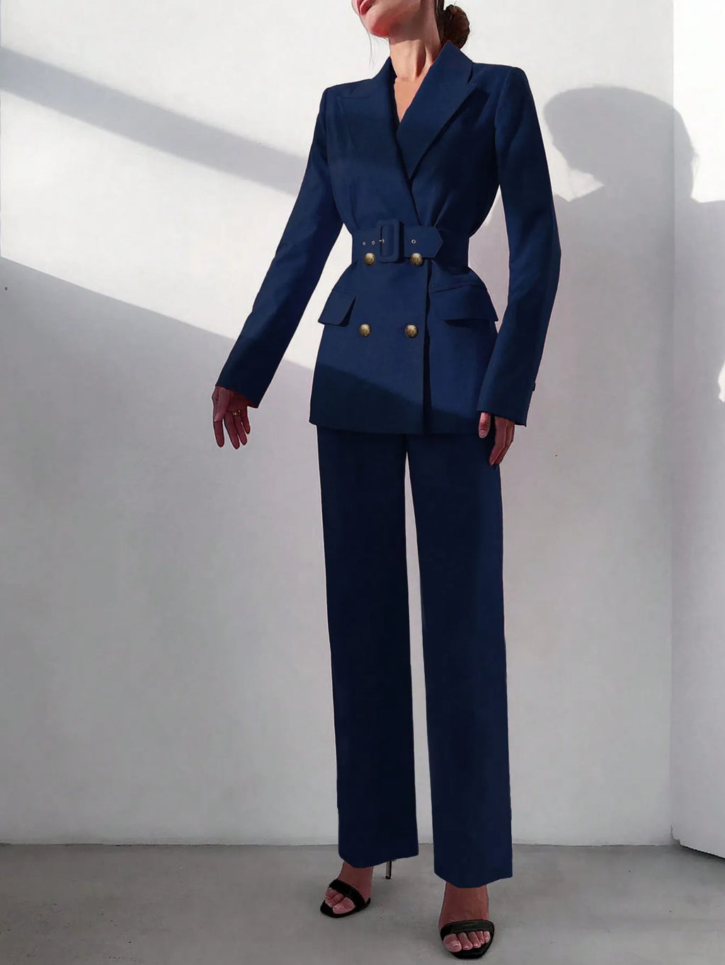 Elegante conjunto de dos piezas para mujer
