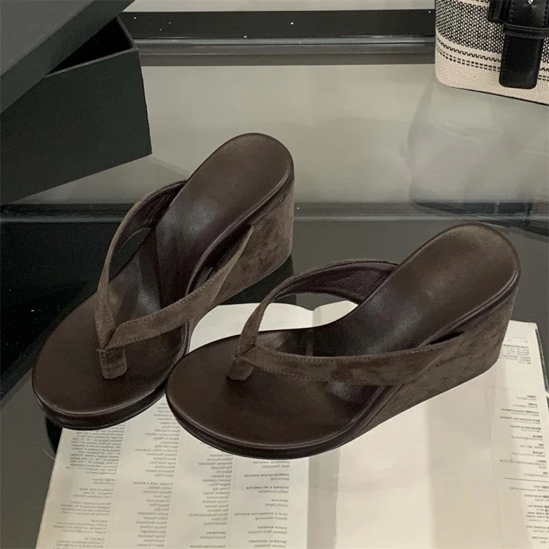 Chanclas con plataforma verano 2025