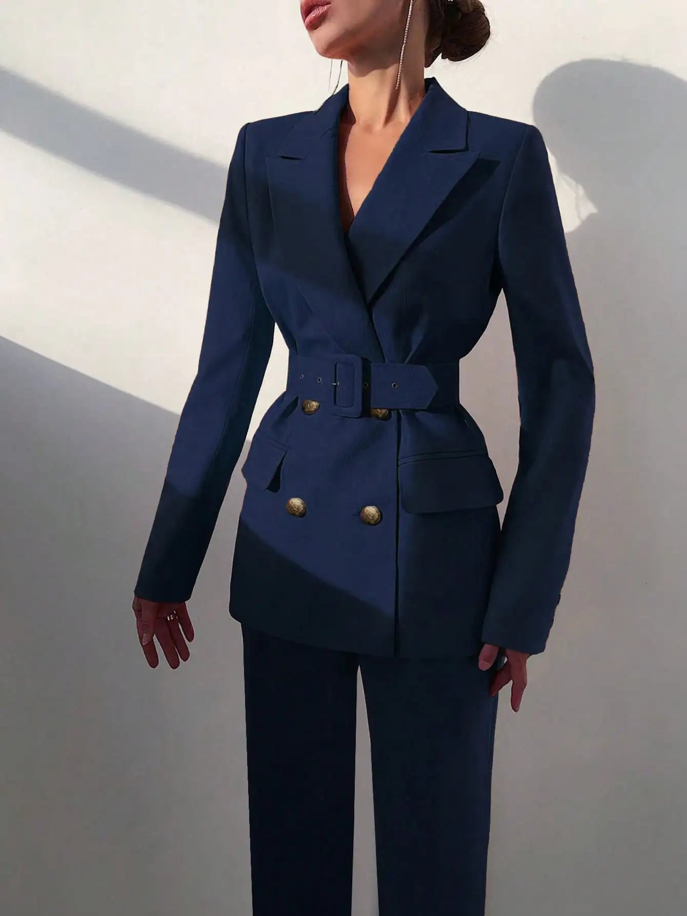 Elegante conjunto de dos piezas para mujer