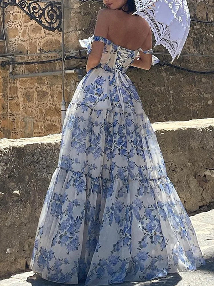 Elegante vestido largo con estampado floral