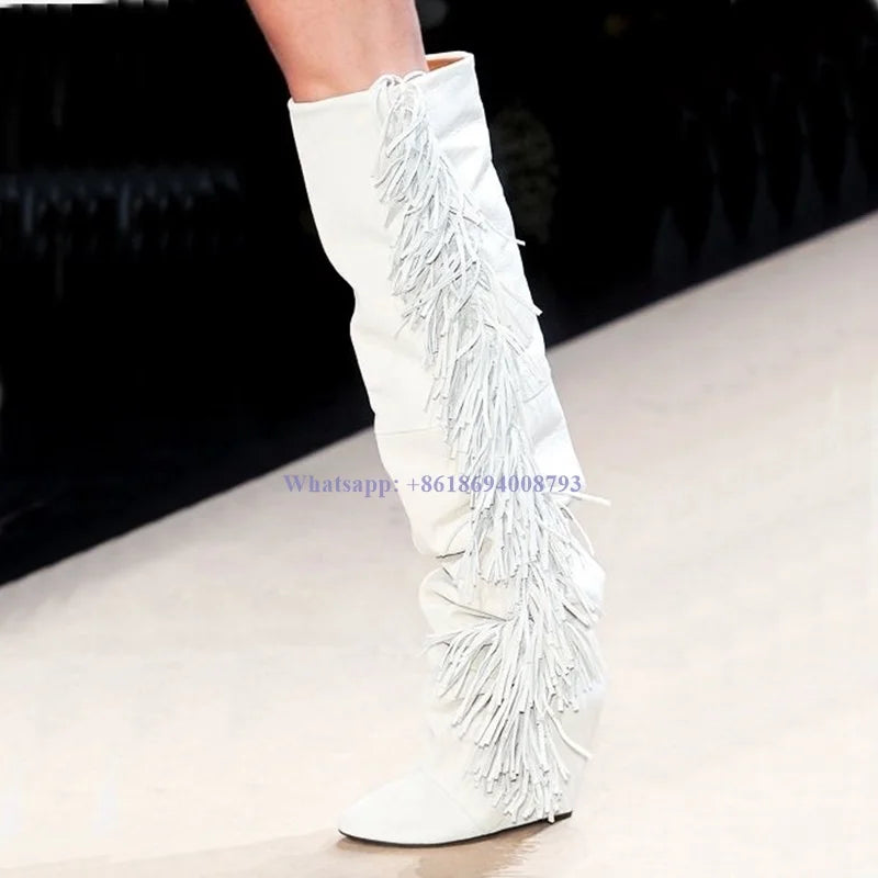 Nuevas botas blancas con flecos